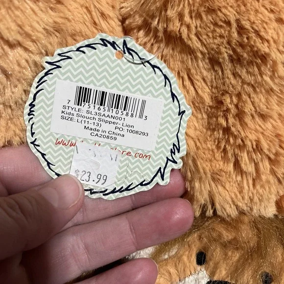 HATLEY New Lion Slouch Slippers L (11-13) - Picture 2 of 4